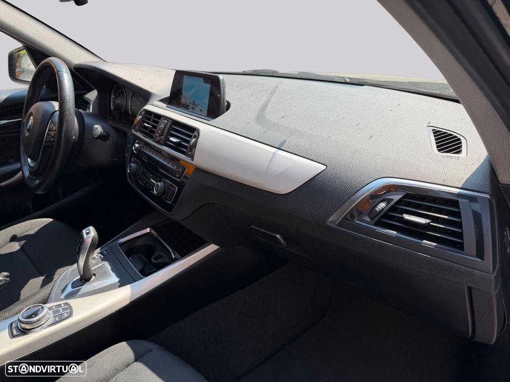 BMW 116 d Aut. Sport Line - 19