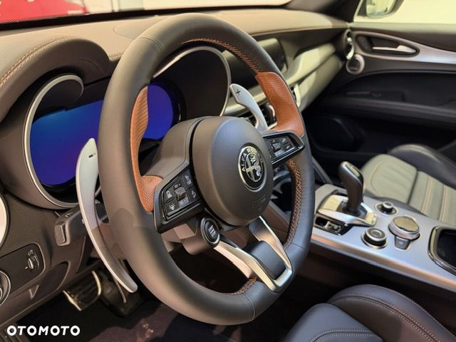 Alfa Romeo Stelvio 2.0 Turbo Intensa Q4 - 10