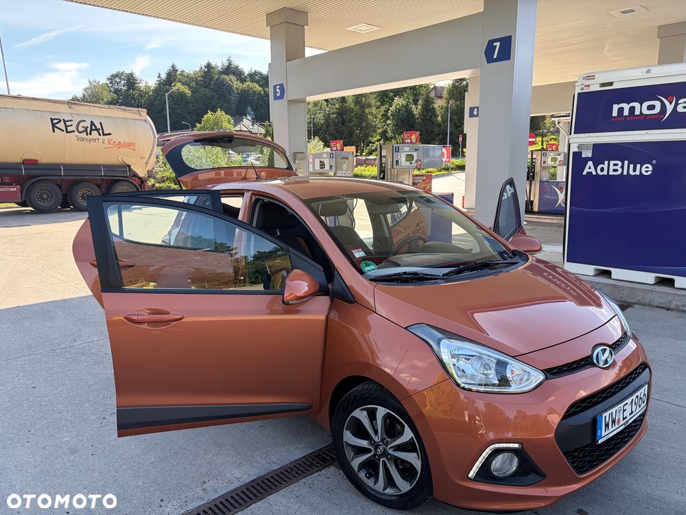 Hyundai i10 1.2 Fifa World Cup Edition - 8