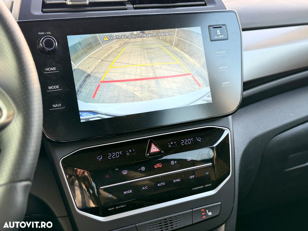 SsangYong Tivoli - 25