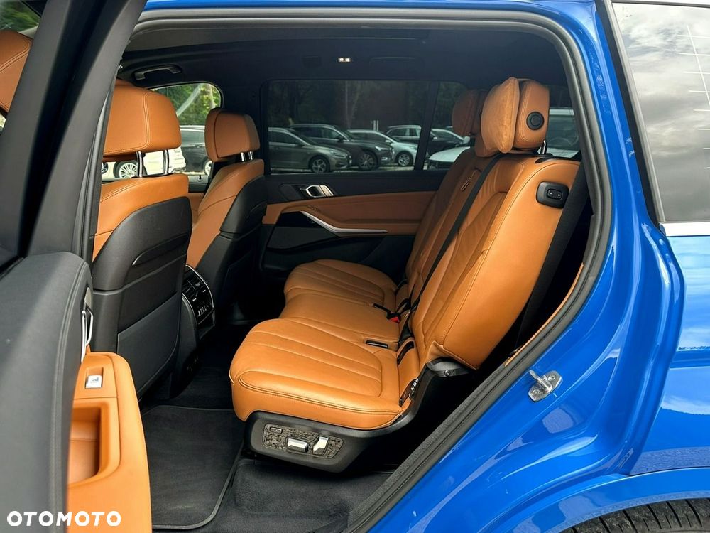 BMW X7 M50i sport - 19