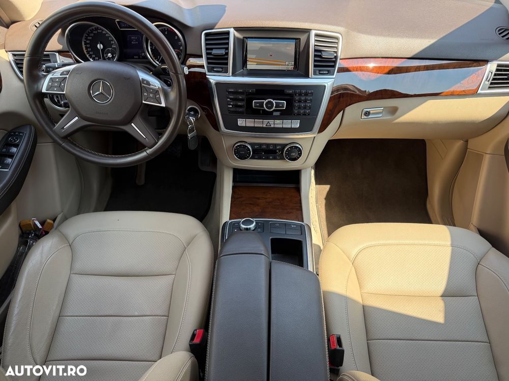 Mercedes-Benz ML - 22