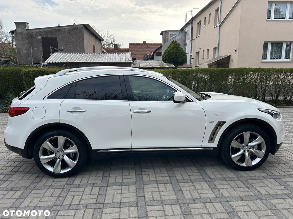 Infiniti QX70 3.7 AWD Design - 5