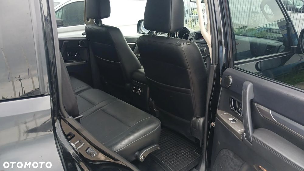 Mitsubishi Pajero 3.2 DID Intense - 25