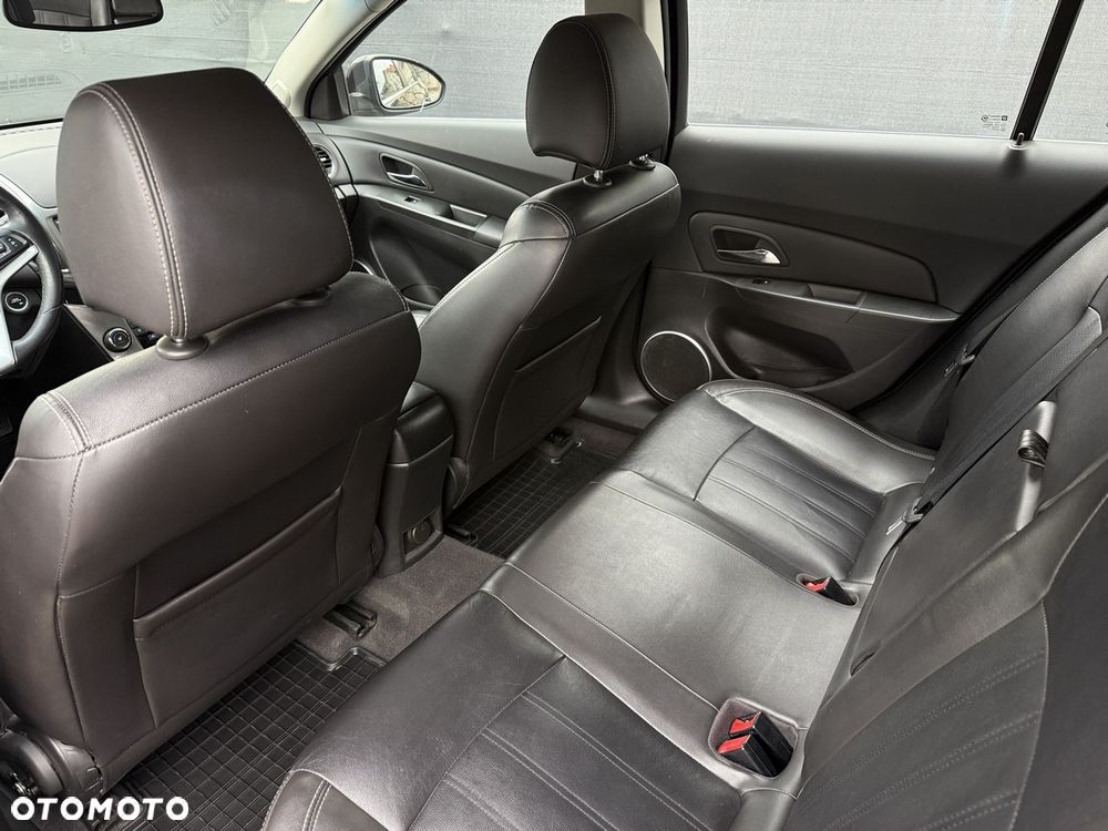 Chevrolet Cruze 1.4 T LTZ - 22