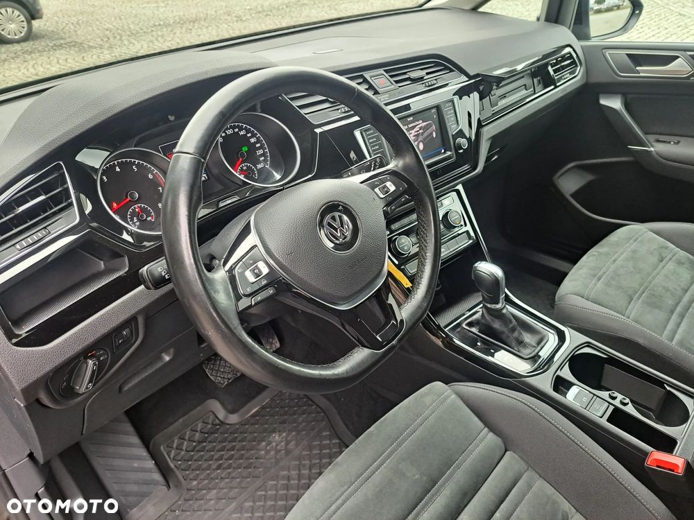 Volkswagen Touran 1.4 TSI (BlueMotion Technology) DSG Highline - 23