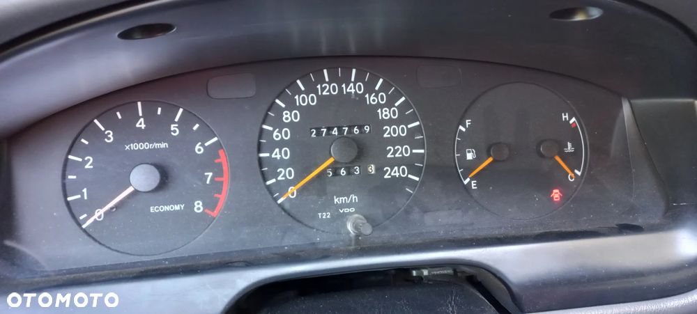 Toyota Carina 1.6 XLi - 6