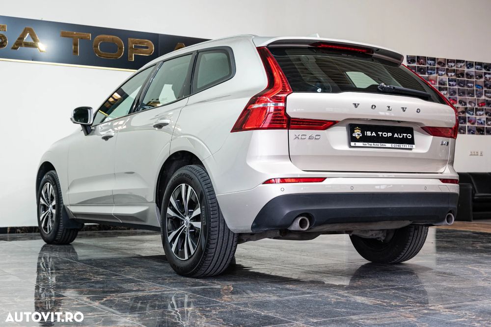 Volvo XC 60 B4 D AWD Geartronic Momentum - 34