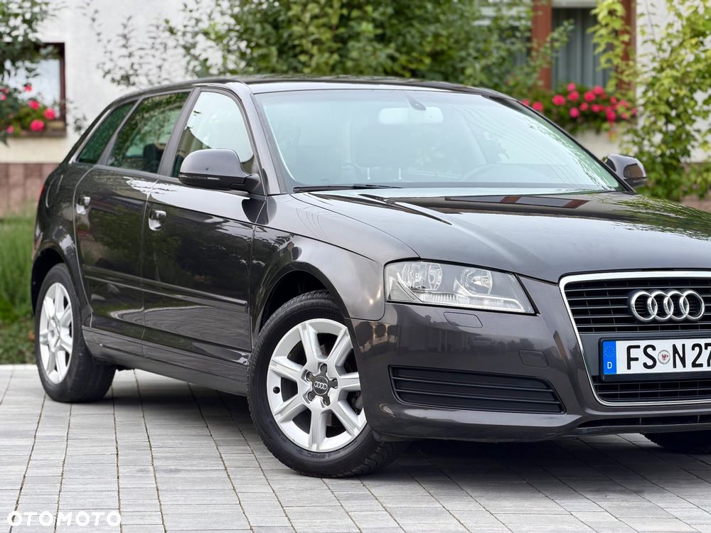 Audi A3 Sportback 1.6 S line Sportpaket (plus) - 9
