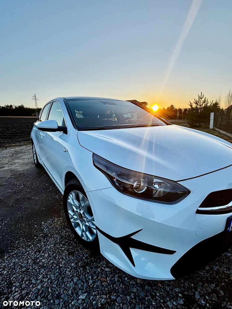 Kia Ceed 1.5 T-GDI M - 1