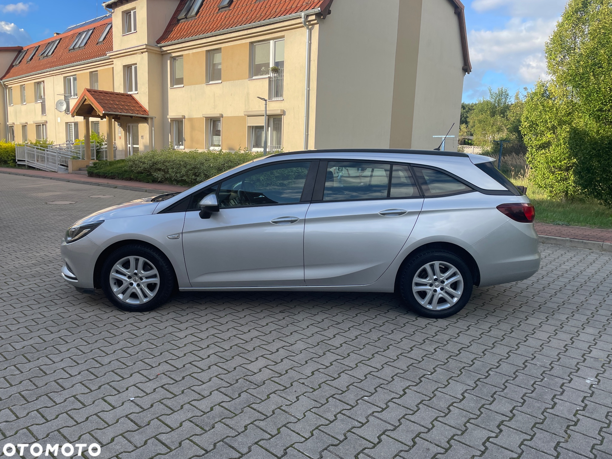 Opel Astra V 1.6 CDTI Enjoy S&S - 12