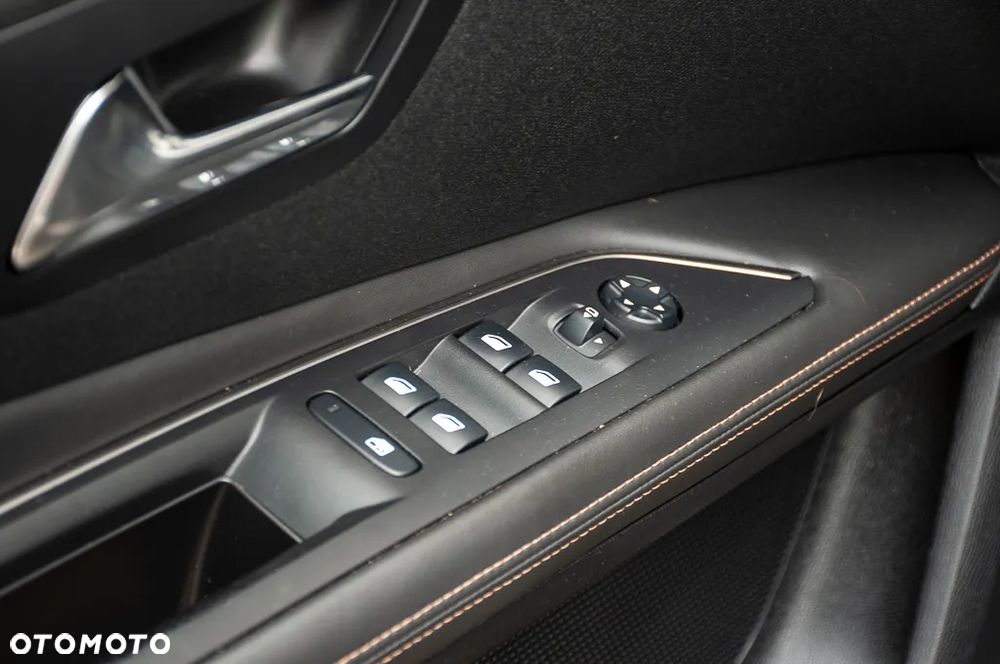 Peugeot 3008 THP 165 EAT6 Stop & Start Crossway - 38