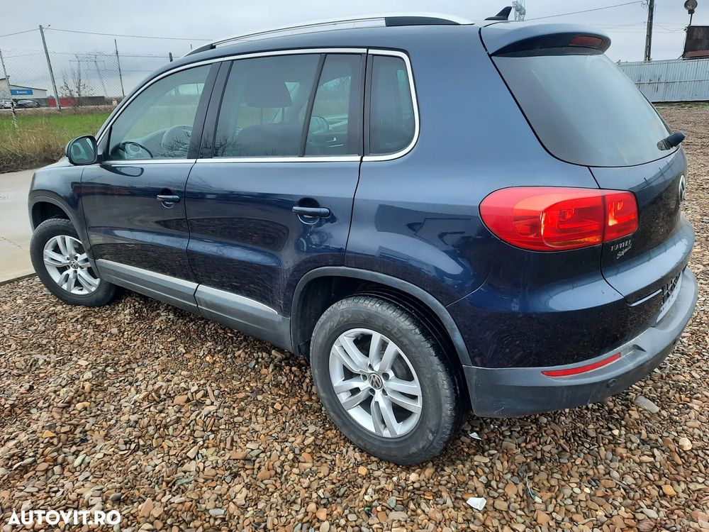 Volkswagen Tiguan 2.0 TDI DPF 4Motion Track & Avenue - 13