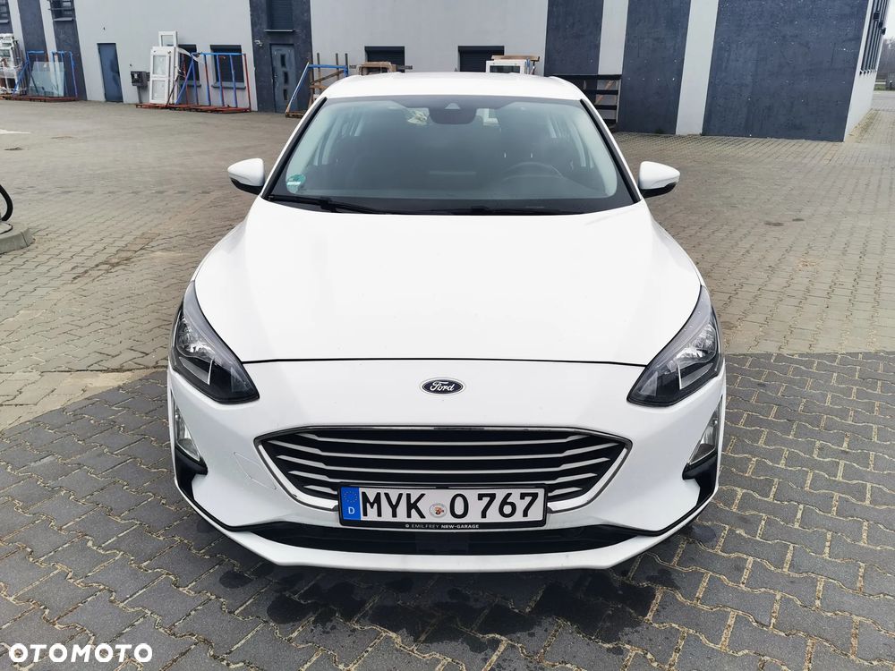 Ford Focus 1.5 EcoBlue STart-Stopp-System TITANIUM - 4