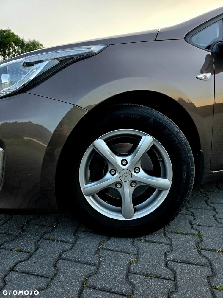 Kia Ceed 1.4 L - 18