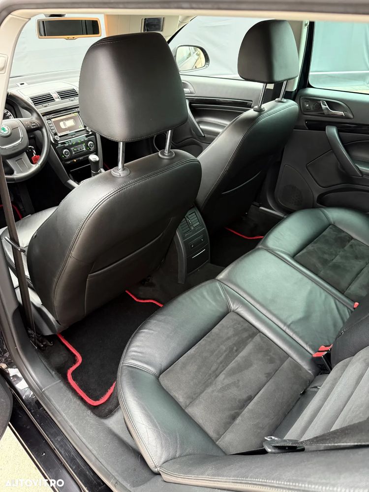 Skoda Octavia 2.0 TDI Laurin Klement - 7