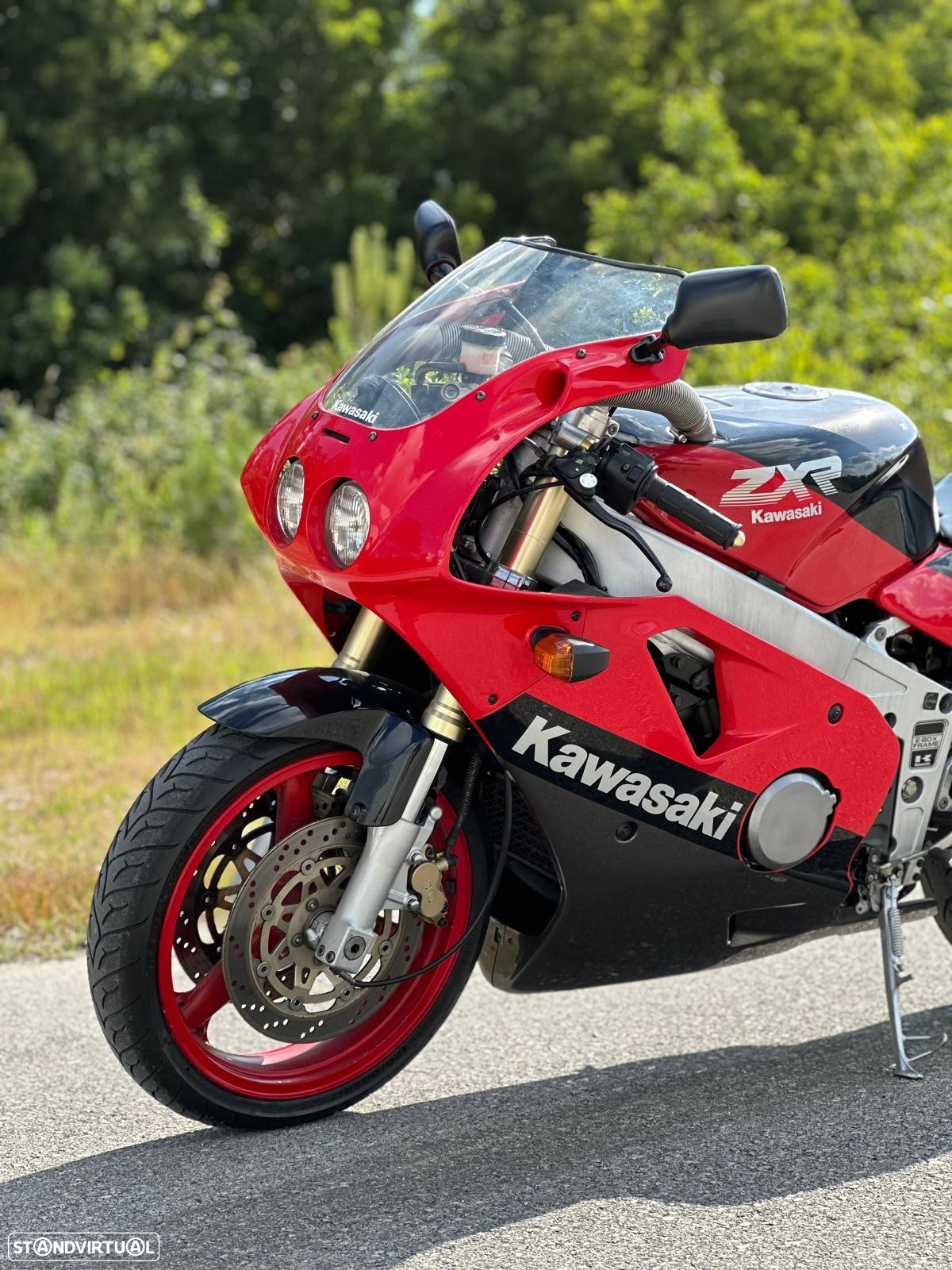 Kawasaki ZRX ZXR 400 - 6