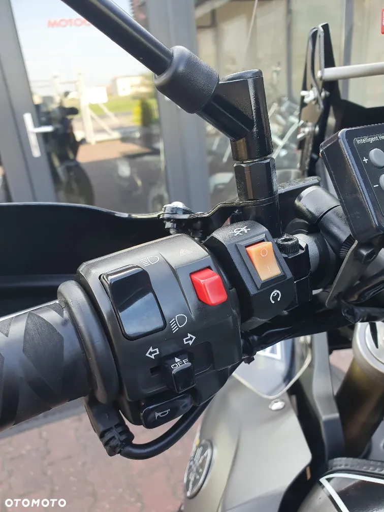 Yamaha Super Tenere - 14