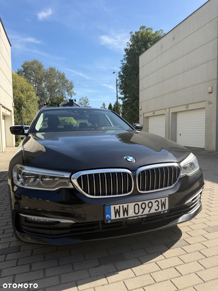 BMW Seria 5 530i xDrive - 11