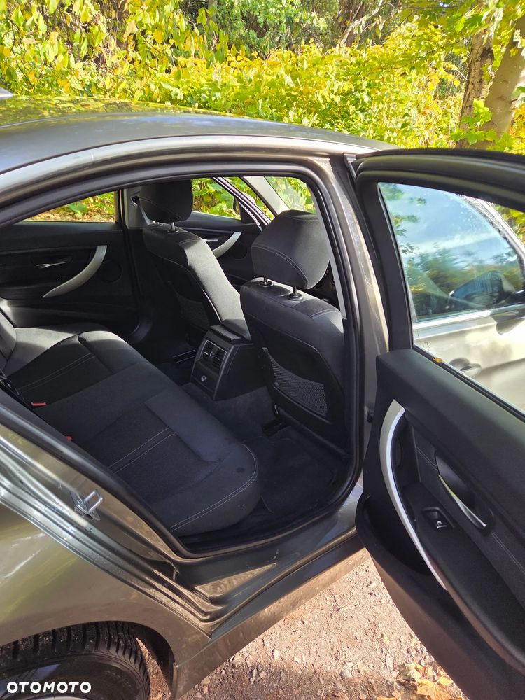 BMW Seria 3 - 11