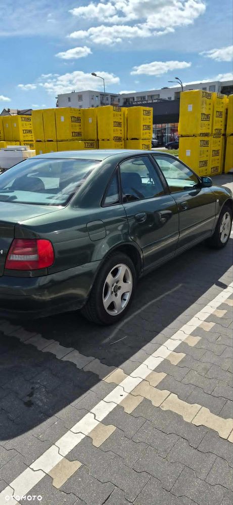 Audi A4 Avant - 6