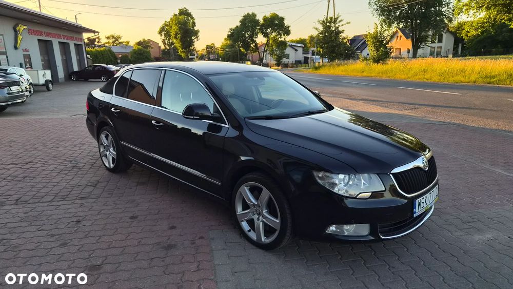 Skoda Superb 3.6 FSI 4x4 Platinum DSG - 2