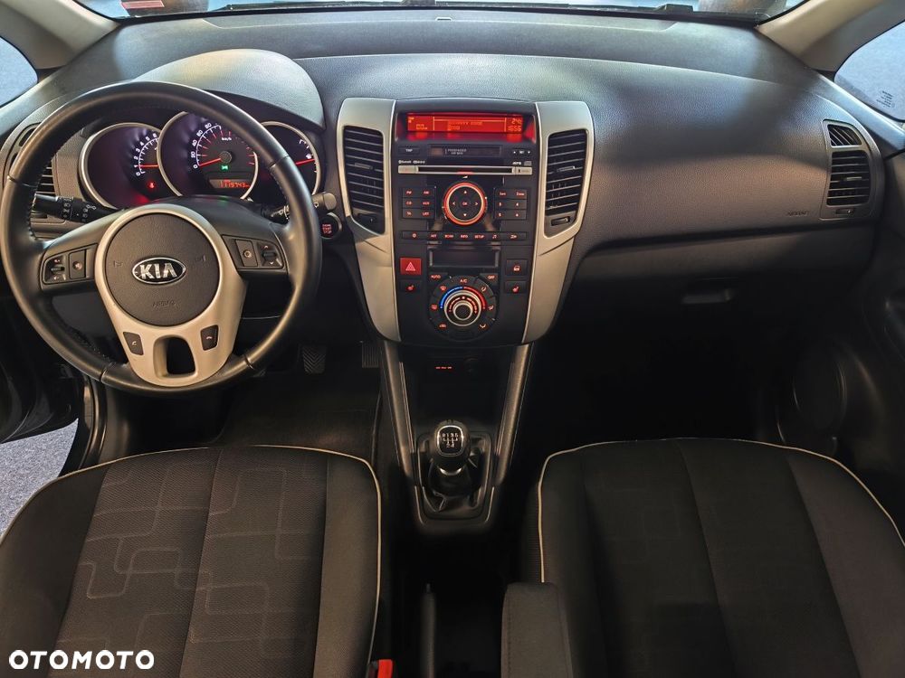 Kia Venga 1.4 Business Line - 9