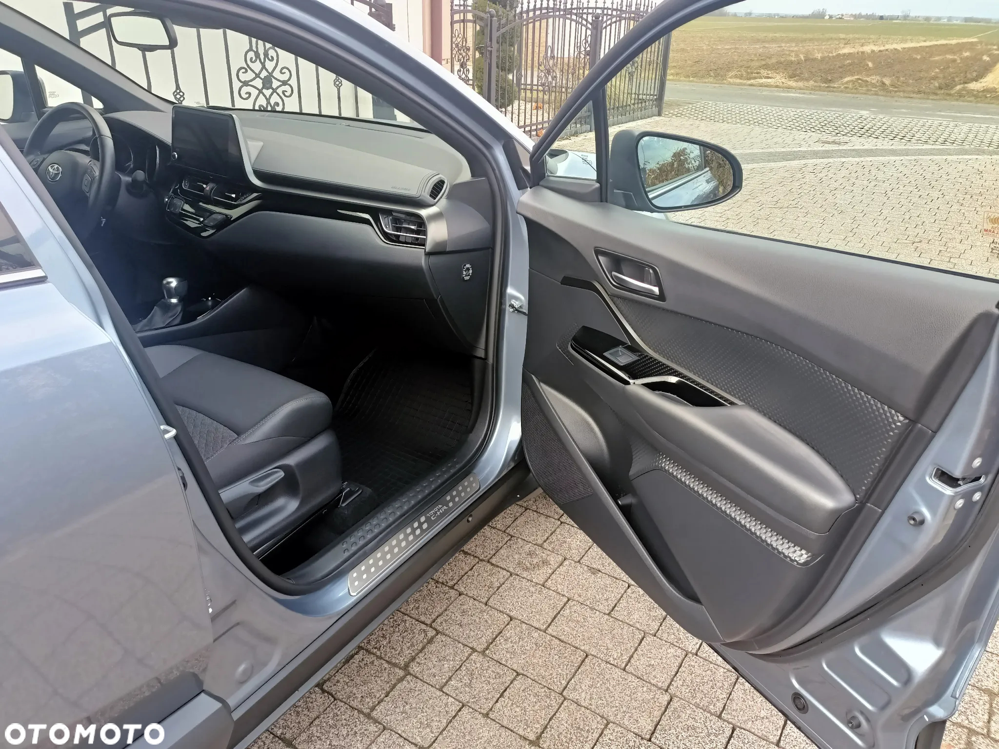 Toyota C-HR 2.0 Hybrid Style - 10