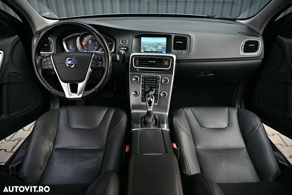 Volvo S60 Cross Country D4 Geartronic Summum - 7