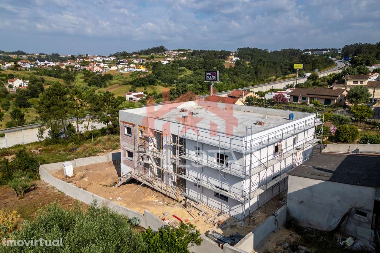 Apartamento T3 / Em Construção / Cozinha Equipada / Garagem / Leiria - Grande imagem: 3/37