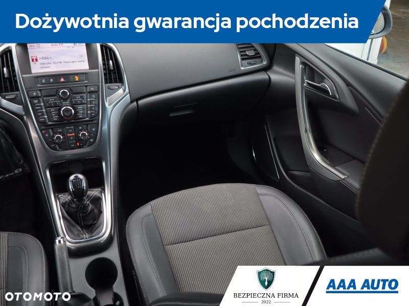 Opel Astra - 10