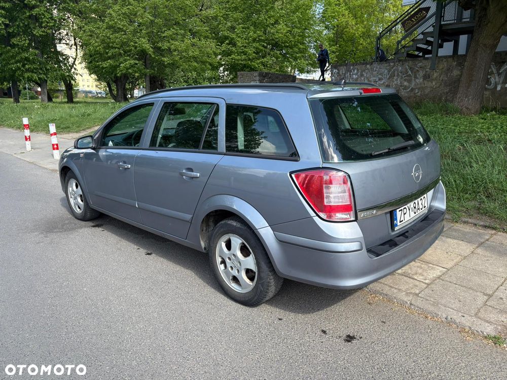 Opel Astra 1.6 Enjoy - 7