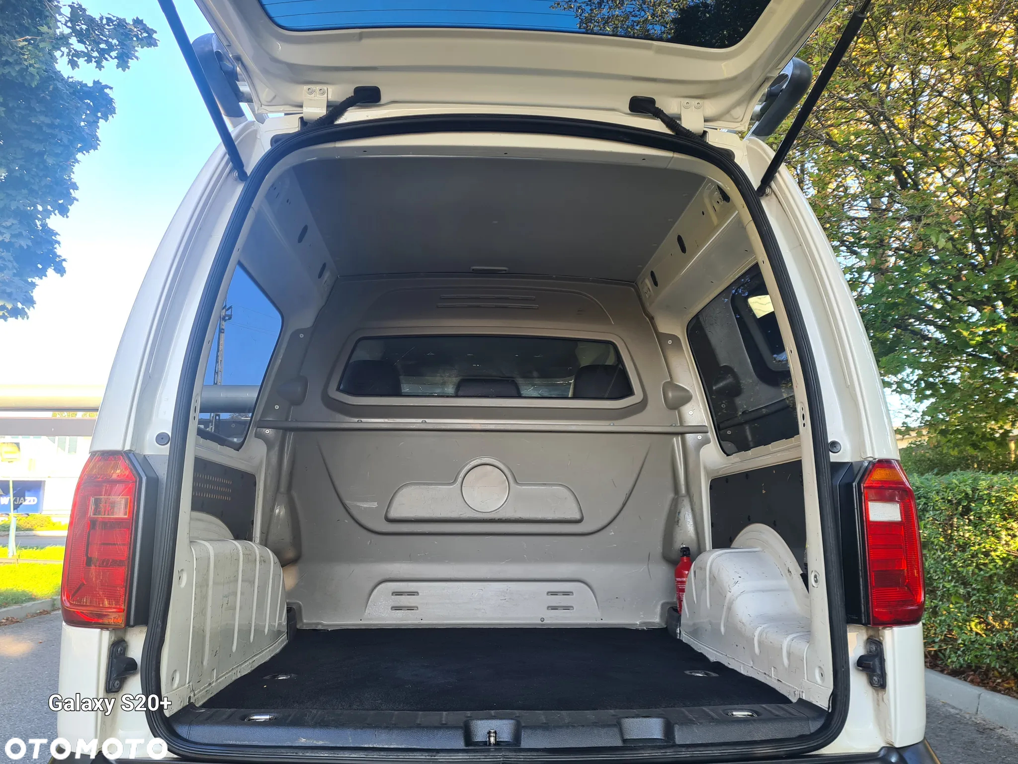 Volkswagen Caddy Maxi 2.0 TDI Mixt - 22