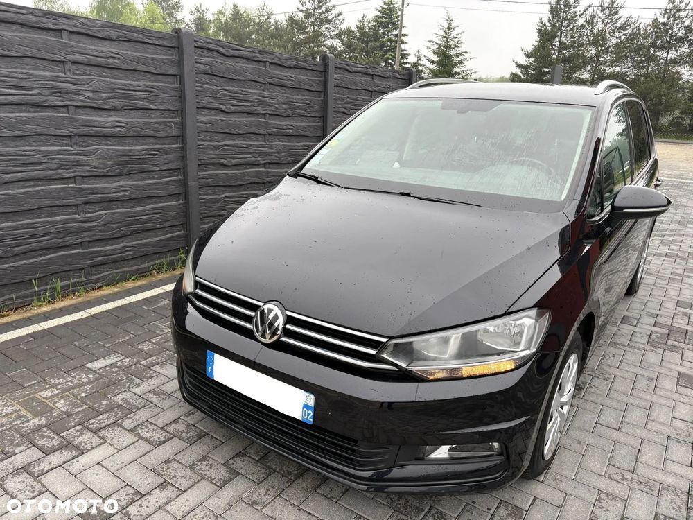 Volkswagen Touran 1.6 TDI SCR BlueMotion Technology DSG Comfortline - 24