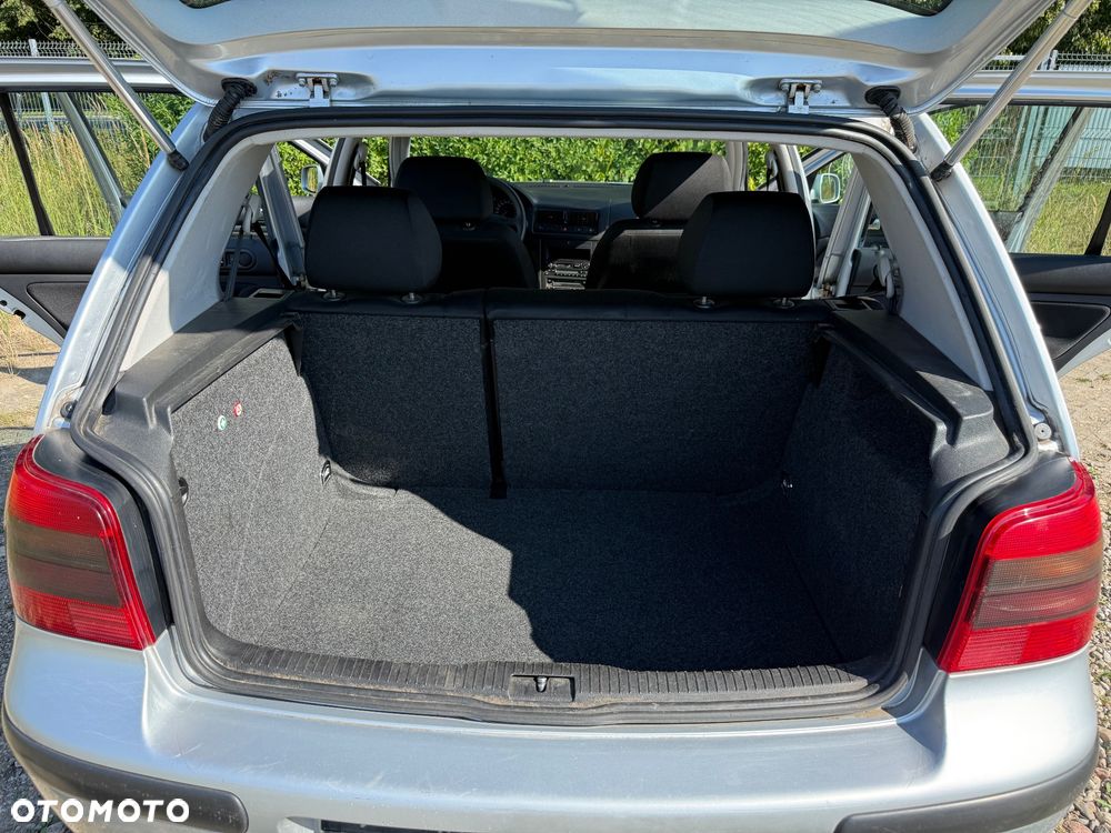 Volkswagen Golf 1.6 Automatik Edition - 17