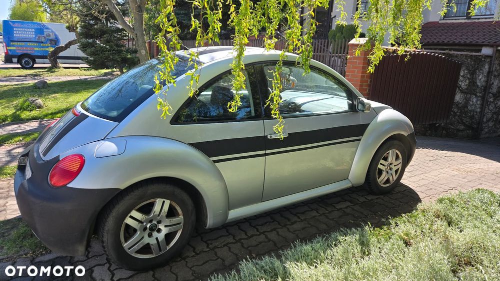 Volkswagen New Beetle 1.4 - 8