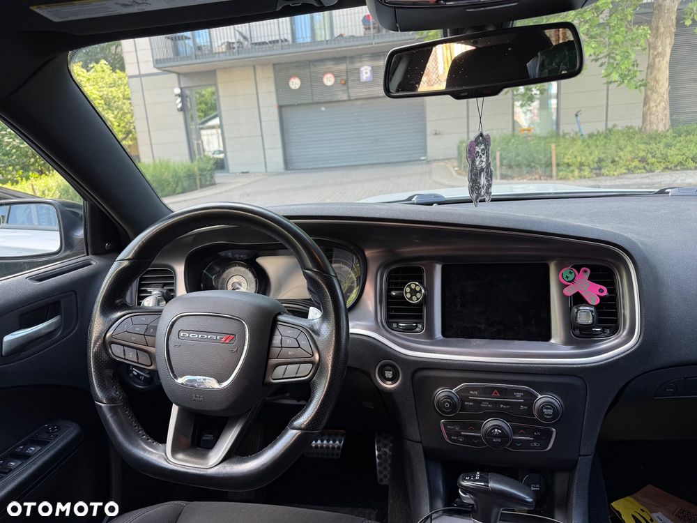 Dodge Charger 5.7 R/T - 8