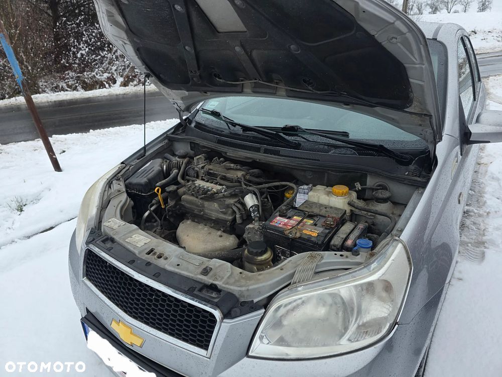 Chevrolet Aveo - 12