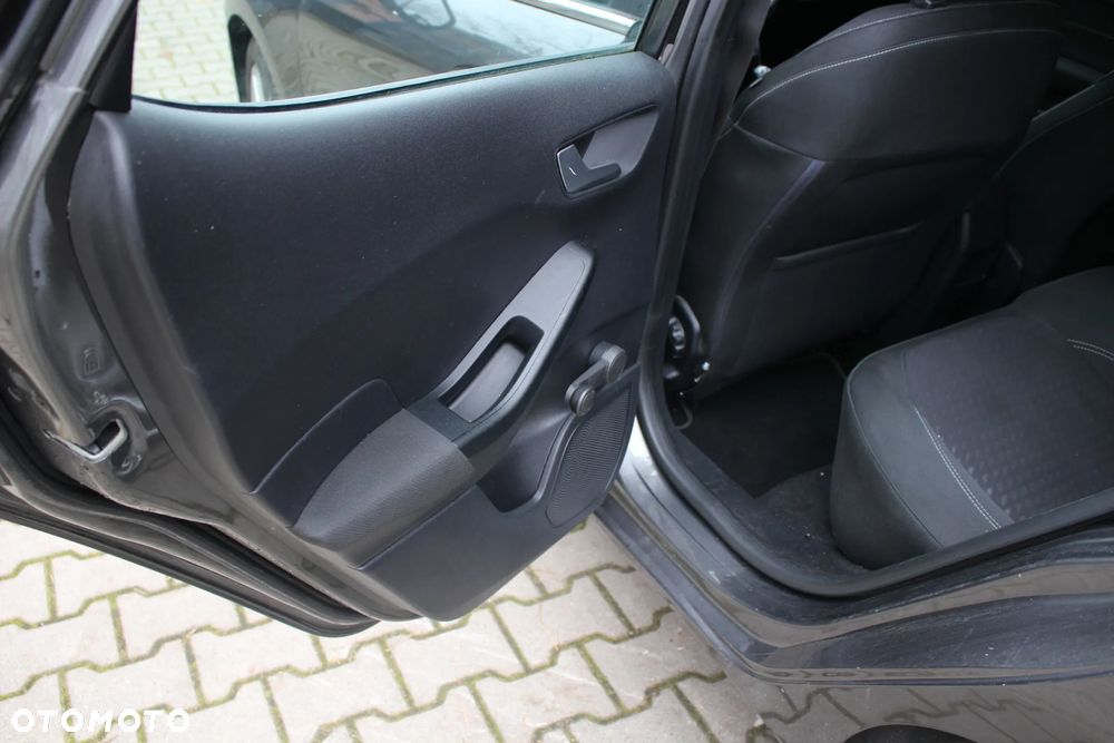 Ford Fiesta 1.0 EcoBoost S&S TITANIUM X - 18