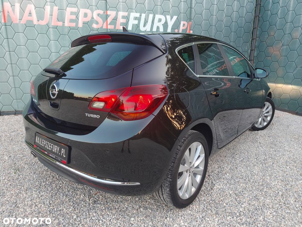 Opel Astra 1.4 Turbo Exklusiv - 11