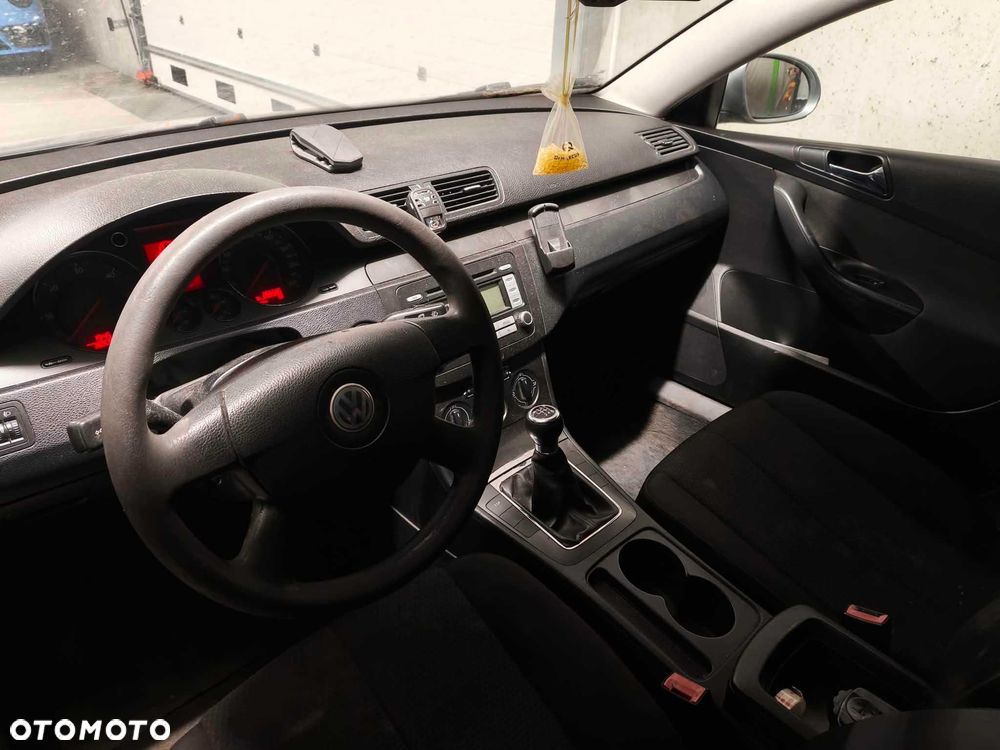 Volkswagen Passat 2006 photo 4