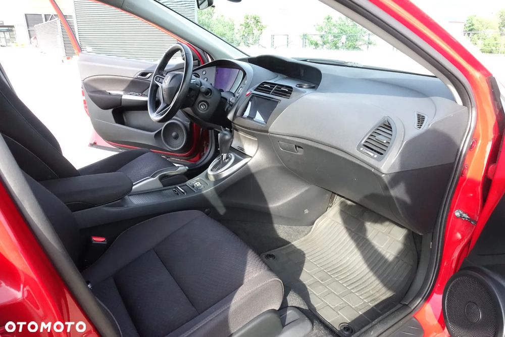 Honda Civic 1.8 Executive NAVI - 17