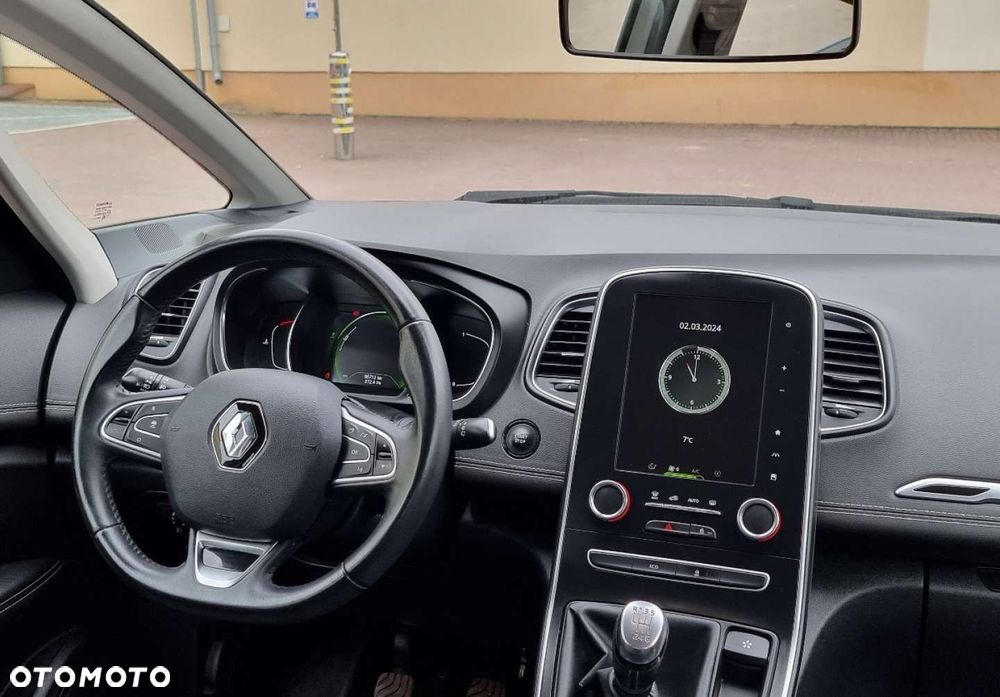 Renault Grand Scenic - 20