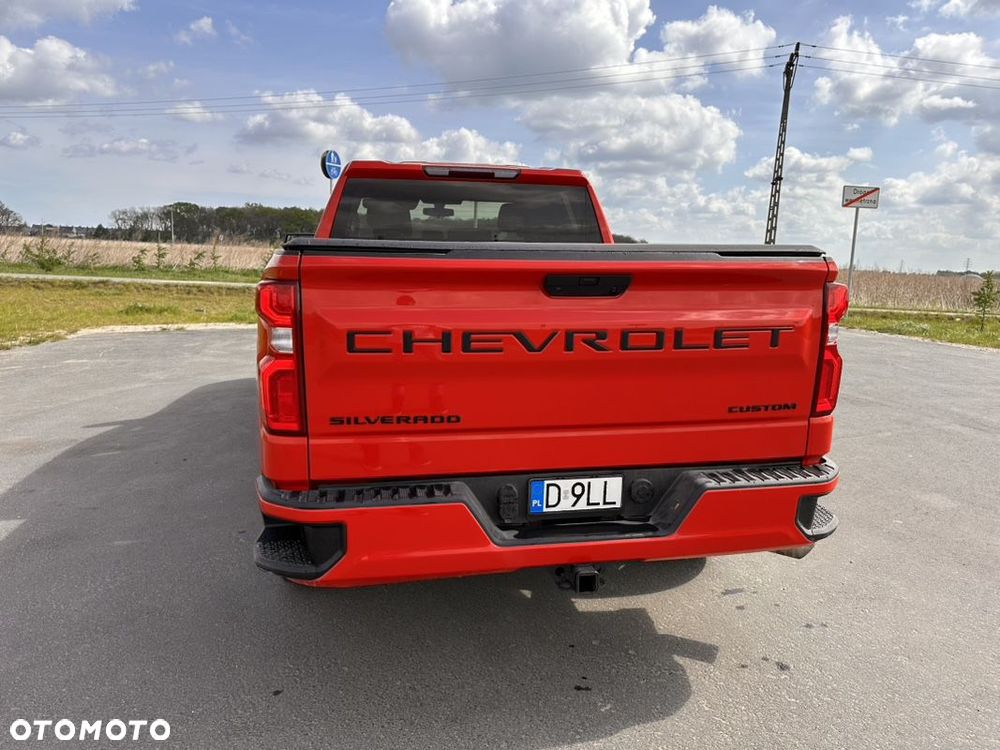 Chevrolet Silverado - 8