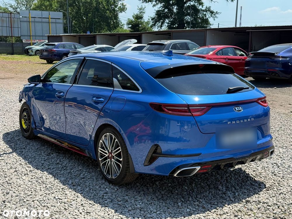 Kia ProCeed - 4