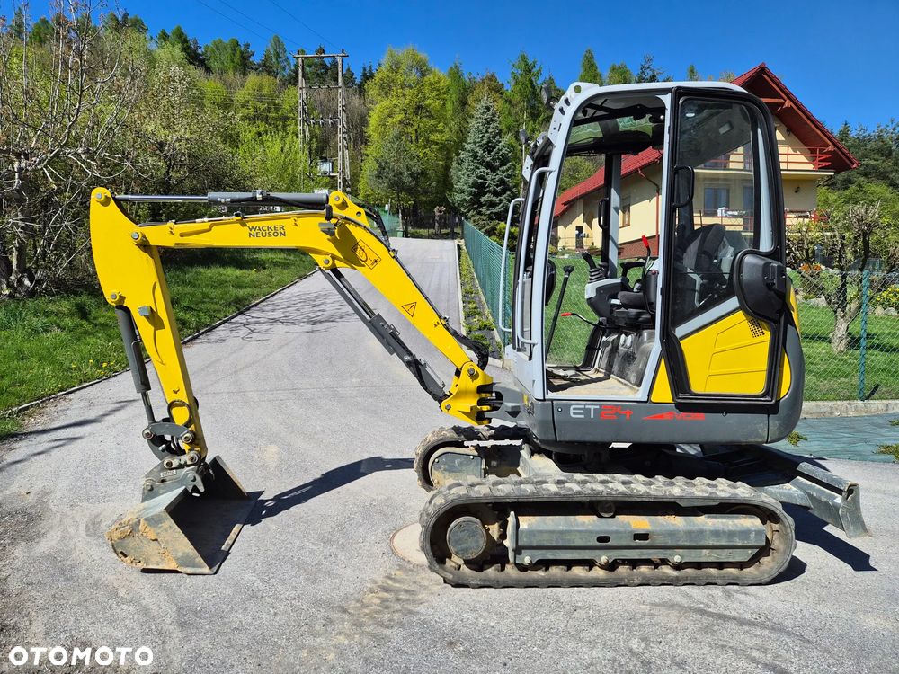 Wacker Neuson ET24 - 1