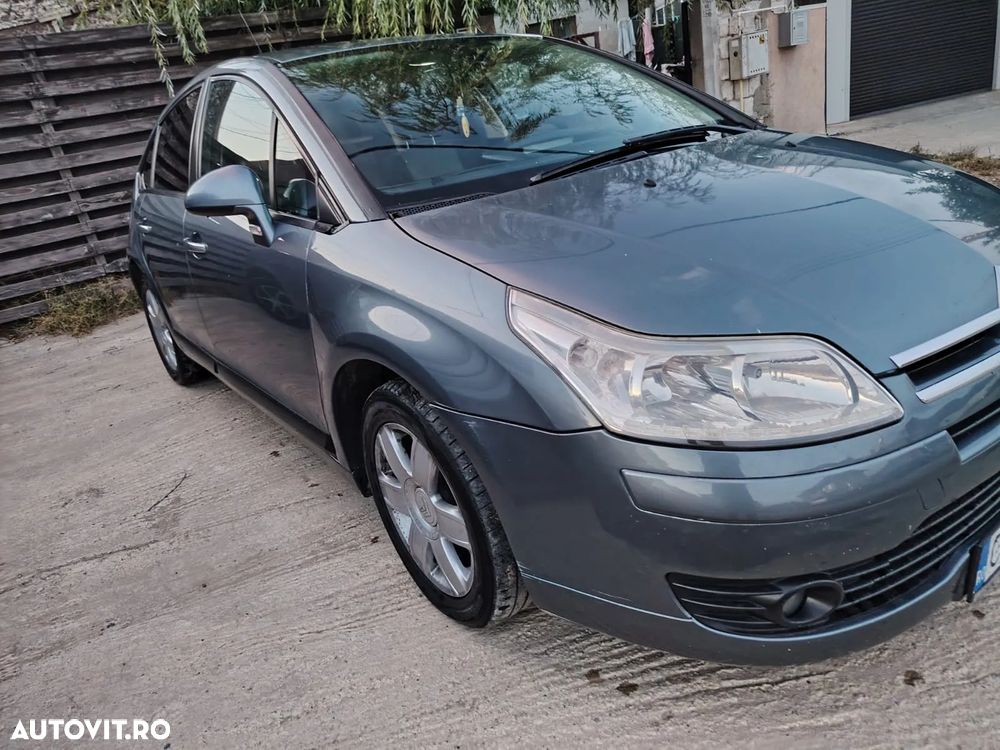Citroën C4 1.6 HDI FAP Confort - 12