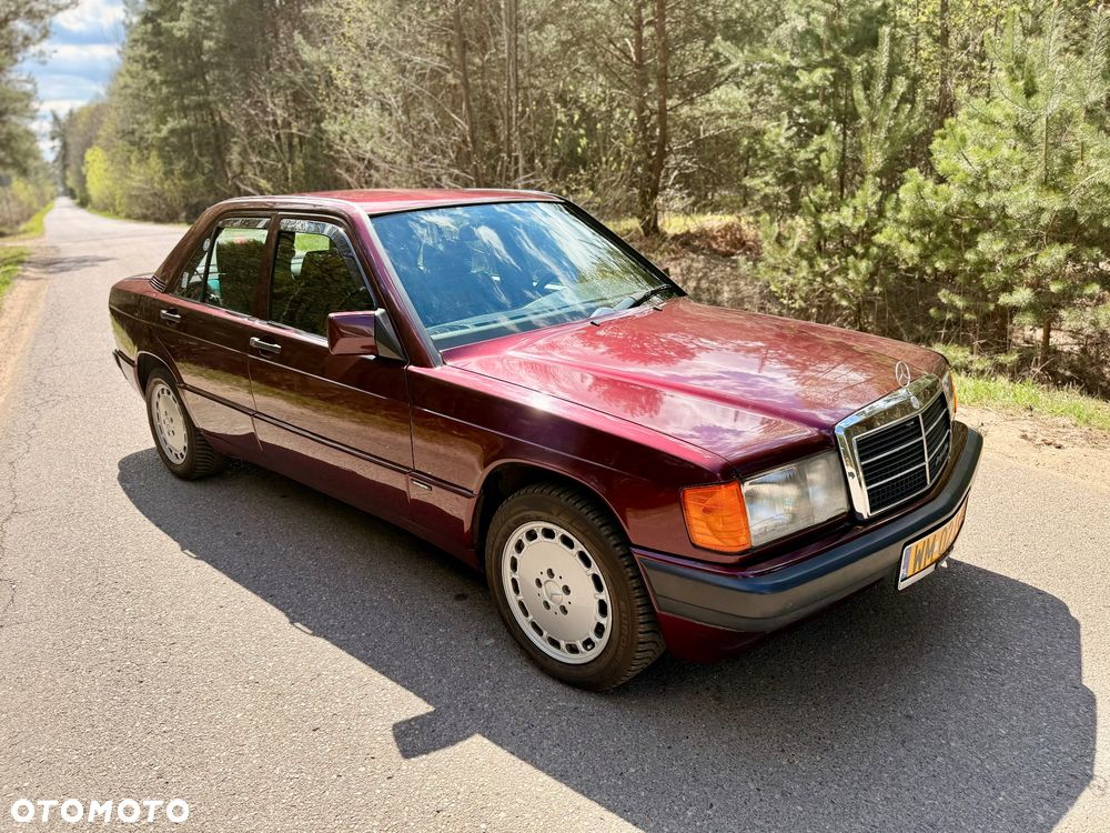Mercedes-Benz W201 (190) - 10