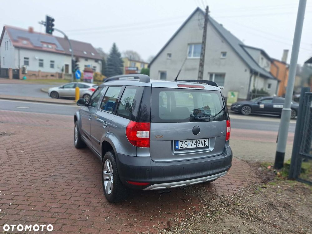 Skoda Yeti 1.2 TSI DSG Active - 9