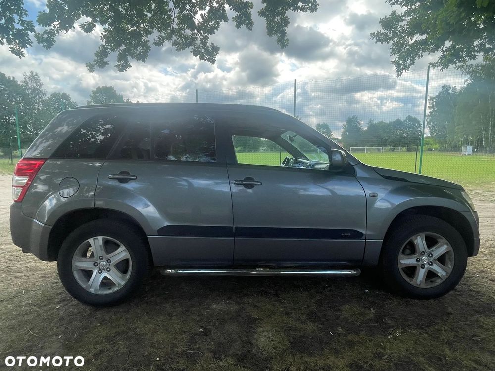 Suzuki Grand Vitara 2.0 - 2